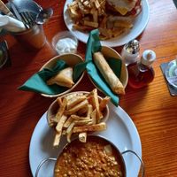 Keema curry and "beef" "chicken " and "bacon burger at The Globe in Glossop