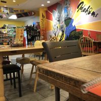   at Squeeze In in Eagle