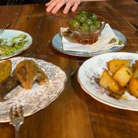 From top left to bottom right we have: Hispi cabbage, olives, polenta deep fried mushrooms and Venetian-style potatoes. We had more dishes, but as always, I forgot to photograph..  at Bacareto in Cardiff