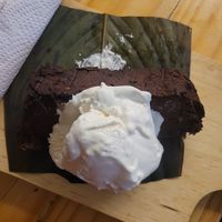 brownie with ice cream at Oh! Food in Envigado