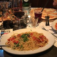 Happy Pizza and Pasta Time  at L'Osteria - Bleichenbrücke in Hamburg