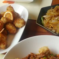 Set A : Orange chicken and chow mein at Camouflage in Seoul