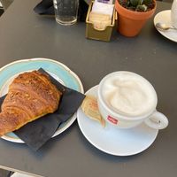   at The Brothers Cafè in Como