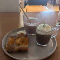 Liégeois (~chocolate cream-yoghourt with whipped cream), smoothie and apricot pie with almond base at L'Amandier  in Selestat