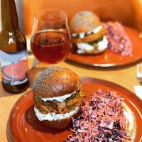 Burger maison   at L'Amandier  in Selestat