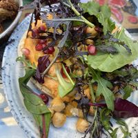 Hummus picantes en pan de pita  at Das Peace in Hamburg