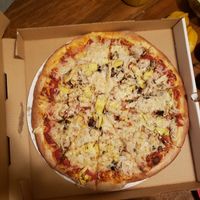 vegan mozz, vegan chicken, mushroom, onion, artichoke at JB's Pizza Parlor in Grand Rapids