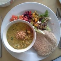 lunch at Woodruffs Organic Cafe in Stroud