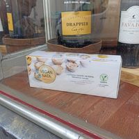 Pastel de nata at Vegan Nata in Amadora