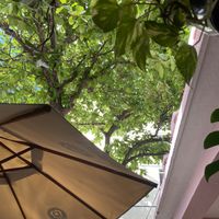 Quintal super agradável e público diverso😄 at Casa Patuá in Fortaleza