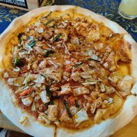 Pad Thai pizza with tofu and vegetables at Chu Chu Thai Food & Pizza in Koh Tao