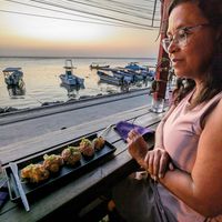  at Seawiches Lounge Bar in Roatan