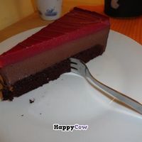 Raspberry-chocolate cheesecake at Goodies Berlin - Schivelbeiner Strasse 34 in Berlin