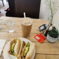 Coffee frappe with oat milk and speculoos syrup
Sausage and avocado baguette at Vemillion in Basingstoke
