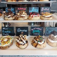 Die Klassiker at Cinnaholic in Calgary