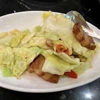 Cabbage & Vegan Pork stir fry  at Hua Seng Hong ฮั่วเซ่งฮง 和成豐 - Central Eastville in Bangkok