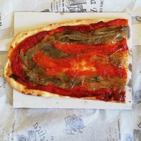 Una porció de coca d'escalivada at Forn Ca La Feliça in Torredembarra