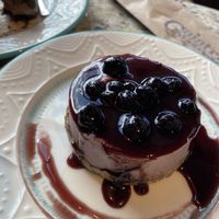 Chesse cake vegan dos Deuses!!  at Gaiatri Mercado Saudavel in Rio De Janeiro