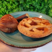 Various vegan pastries at Coronados Panaderia Pasteleria & Take Away in Valencia