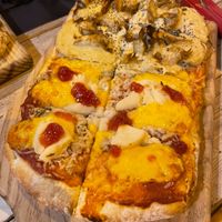 Pizza vegana sierra nevada/alcachofas  at La Iguana  in Lloret De Mar