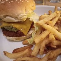 Vegan burger at Les Super Filles du Tram in Brussels