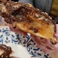 Petite calzone vegane nocciolata aux pommes at Bella Vita in Strasbourg