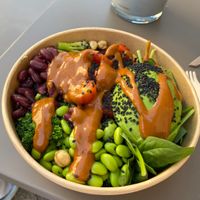 Vegan bowl mit peanut sauce   at Compleat - Takeaway in Heidelberg