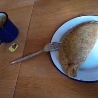 Vegan pasty (cauliflower, onion bhaji and chickpea) at The Docky Hut in Ely