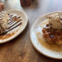 Amazing Deserts 😍 at Huggers in Norwich