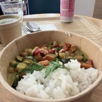 Curry with white rice  at SOA RESTAURANT BOULOGNE in Boulogne-billancourt