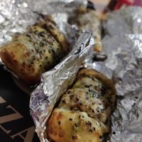 Truffle garlic bread with vegan cheese at Monkey in Gran Canaria