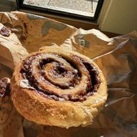 Cinnamon roll😍😍😍  at Bakery Bakery - HB in Zurich