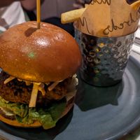 hot mango pepper chick’n
mango pepper dipped plant chick’n, garlic mayo, carrot coconut turmeric slaw, green chilli, plantain at Mildreds - Covent Garden in London