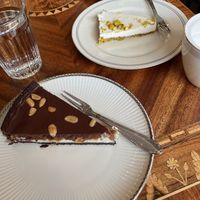 vegan peanut butter chocolate and pistaccio lemon  at Apfelgold in Bern