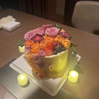 Cake as it arrived, flowers provided by Young Vegan as per our specifications (colour of flower etc.) at Young Vegan - 有样纯素西点 in Shenzhen