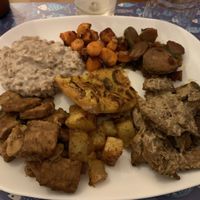 Un tipico piatto con le scelte che potete fare all’ingresso  at Gusto Arsizio in Busto Arsizio