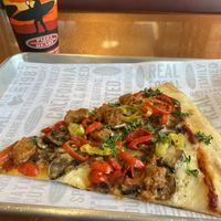 Yum Vegan Mt. Diablo Pizza 🍕 Highly Recommend  at Pizza My Heart in Burlingame