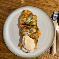 Garzanka z imbirową marchewką i tofu  at Uno in Poznan