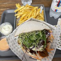 Outlawz seitan combo for 22.90 CHF  at Veganitas in Zurich