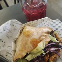 Pita planted.chicken and homemade ice tea 😍 at Veganitas in Zurich