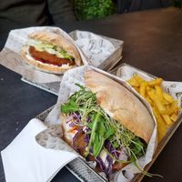 Crispy Chicken Pita + Outlawz Seitan Pita at Veganitas in Zurich