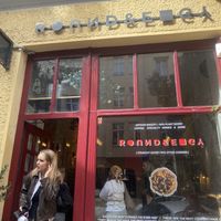   at Round & Edgy in Berlin