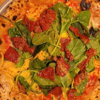 Veganisierte Pizza Spinachi at hey.fratelli in Guetersloh