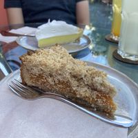 Marillen Streusel und Zitronen Tarte  at Tula Bistro in Salzburg