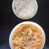 Massaman curry with extra chillies and jasmine rice at T Thaï in Paris