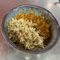 Potato and pea curryy  at Plantamientos in Madrid