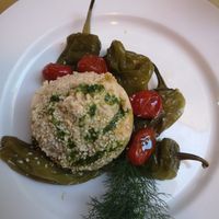 Starter: hummus with peperoni at La Zucca in Venice
