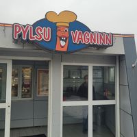  at Pylsuvagninn in Selfoss
