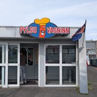 Slightly psychedelic logo at Pylsuvagninn in Selfoss