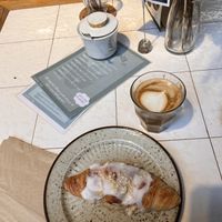 Flat whitee  at Hempies - Händelstraße in Cologne